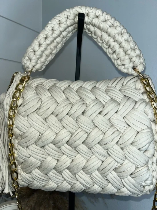 Handmade Luxury Artisan Crochet Flap Bag - Cream/Gold Crossbody Bag - Picture 3 of 8